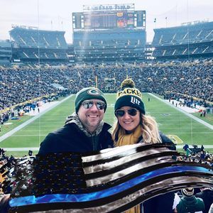 Meet your Posher, Jenn